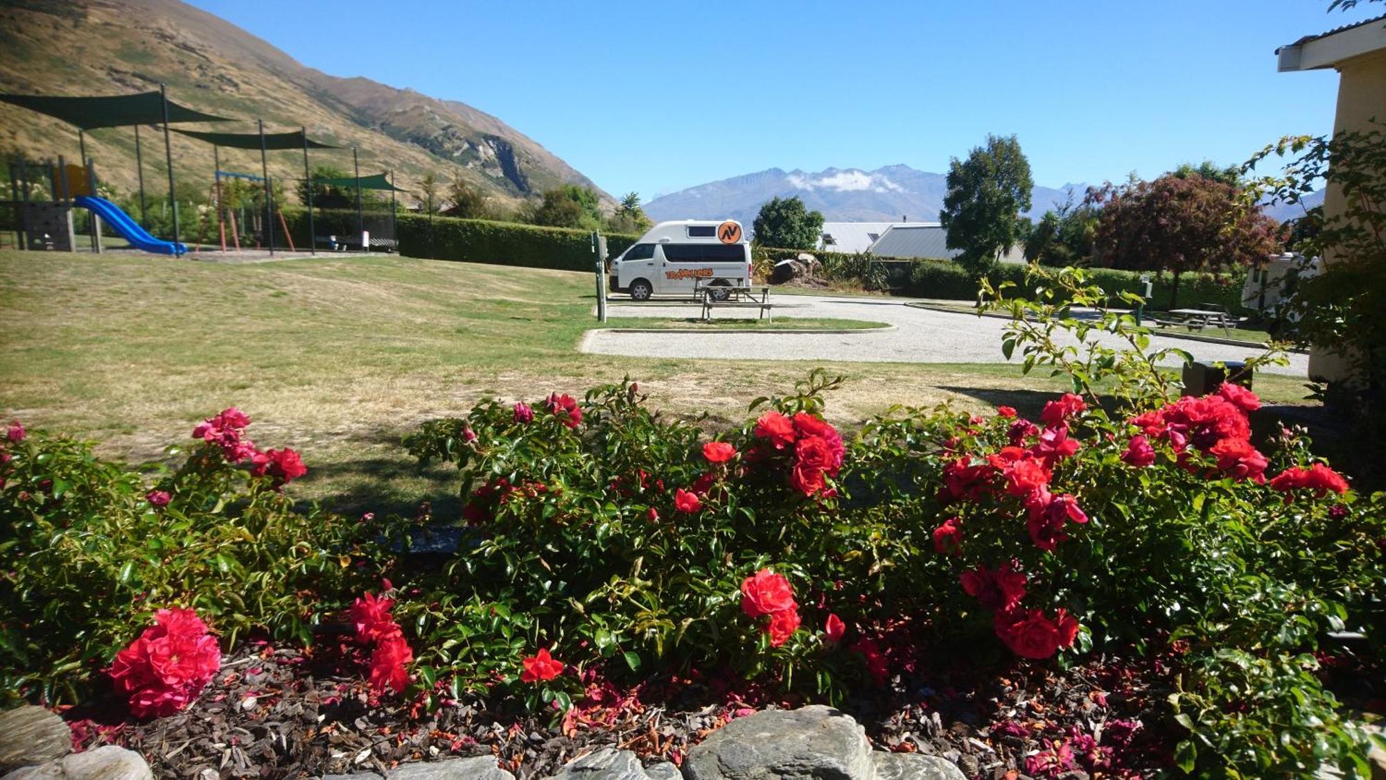 Wanaka Top 10 Holiday Park Exterior photo